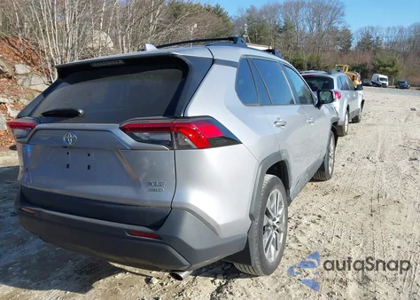 2023 Toyota Rav4 Xle Premium z USA, uszkodzony, nr VIN 2T3A1RFV1PC349345